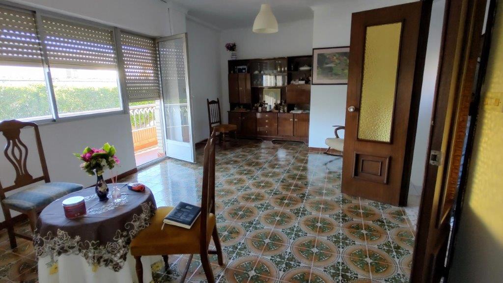 IMG_20231113_155924071_HDR M2132-Turre Property with commercial space and roof terrace