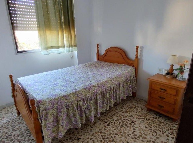 M2132-Turre Property with commercial space and roof terrace
