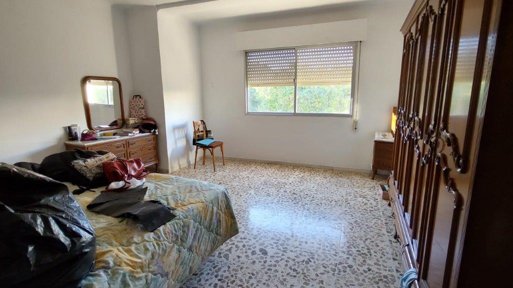 IMG_20231113_160750595_HDR M2132-Turre Property with commercial space and roof terrace