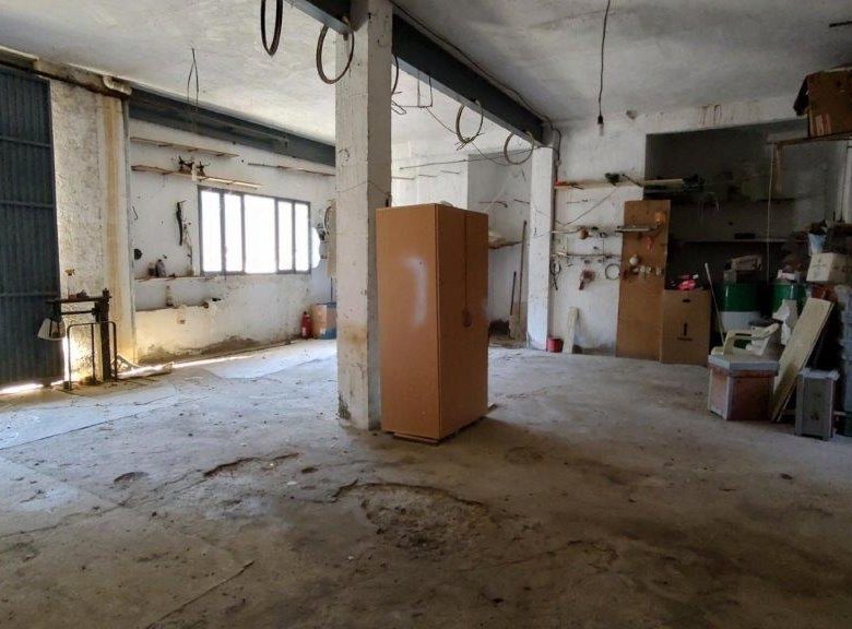 M2132-Turre Property with commercial space and roof terrace