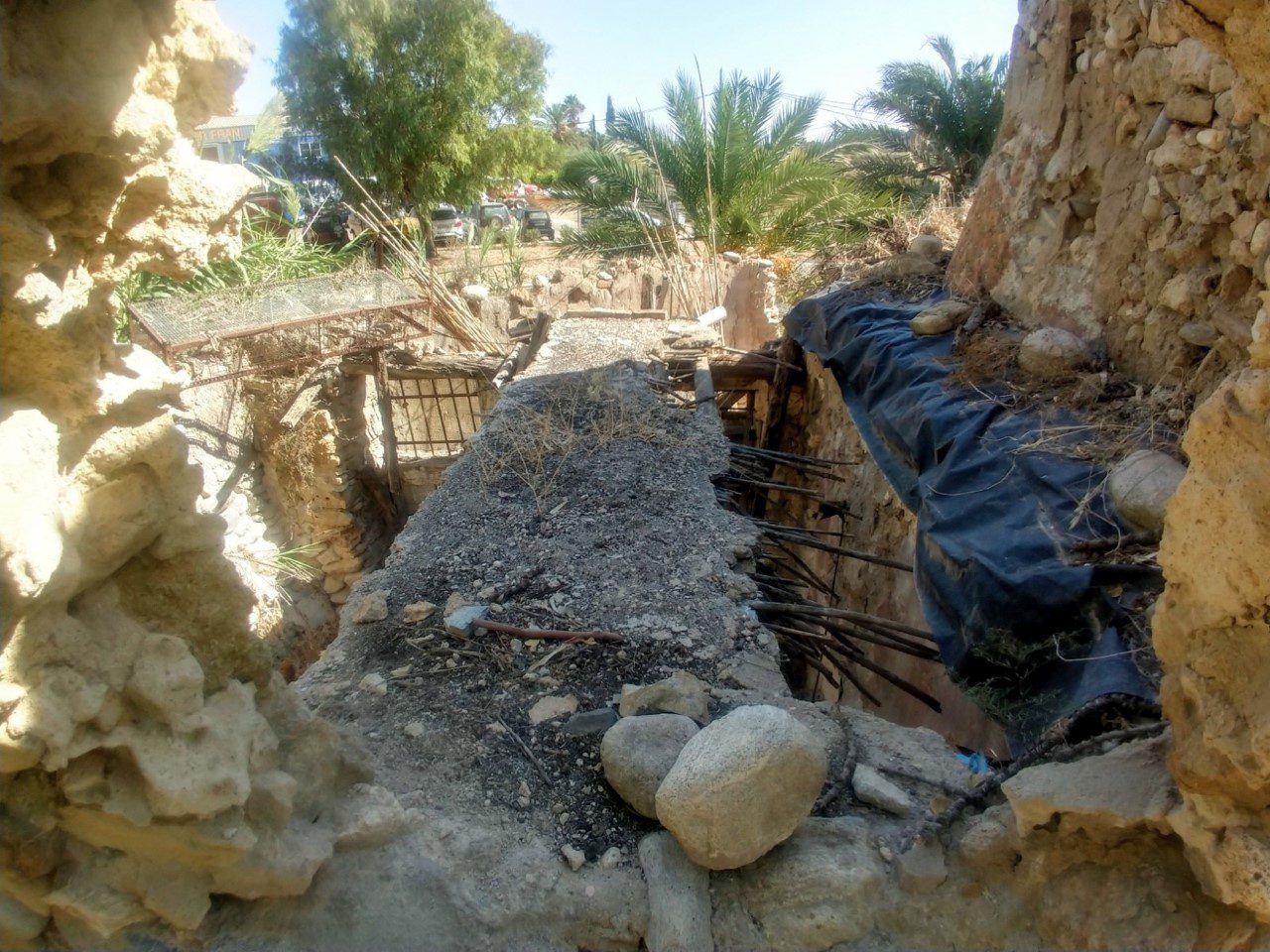M1171 Cortijo with separate ruin on 2000m2