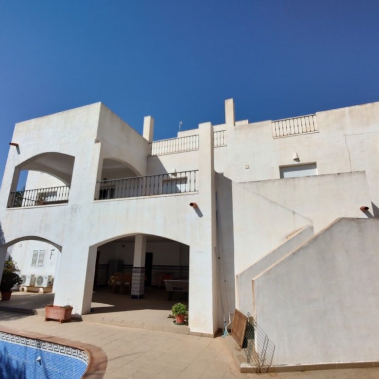 M1192 Mojacar Huge six bedroom villa in Mojacar