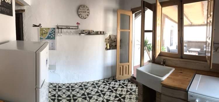 M2104 Charming stone house in Turre