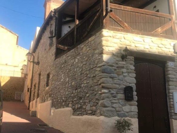 M2104 Charming stone house in Turre
