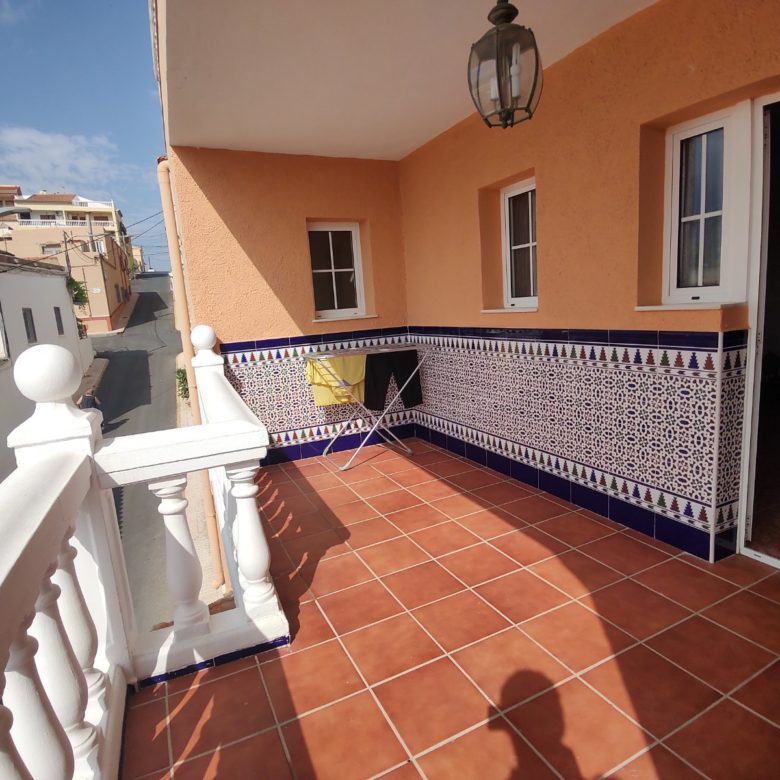 M2123 Huge townhouse in Turre