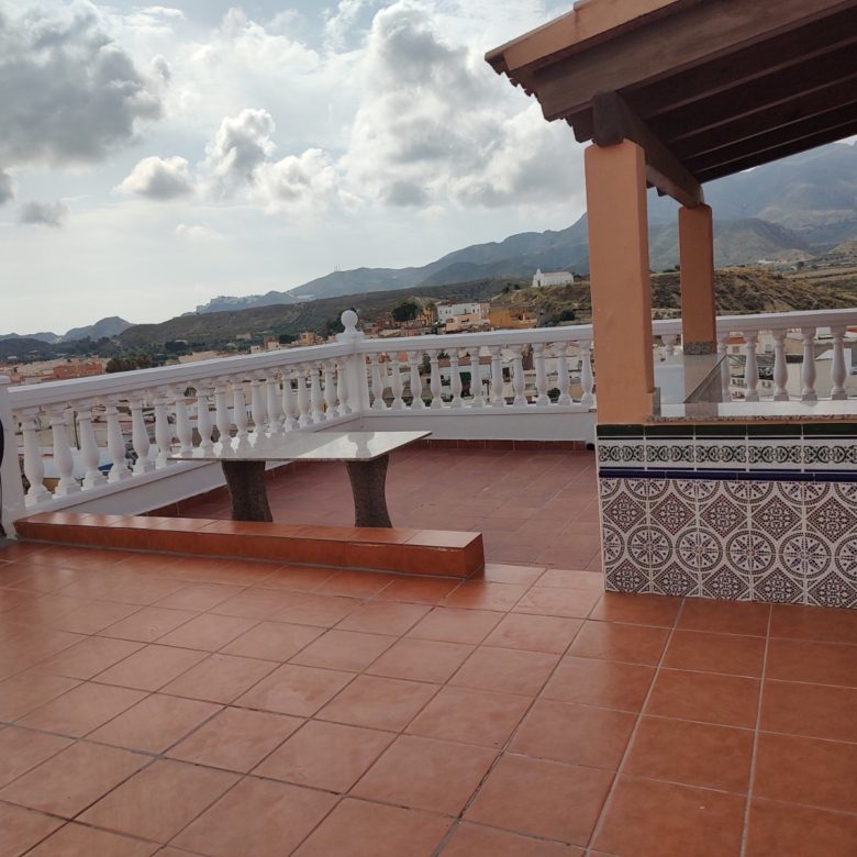 M2123 Huge townhouse in Turre