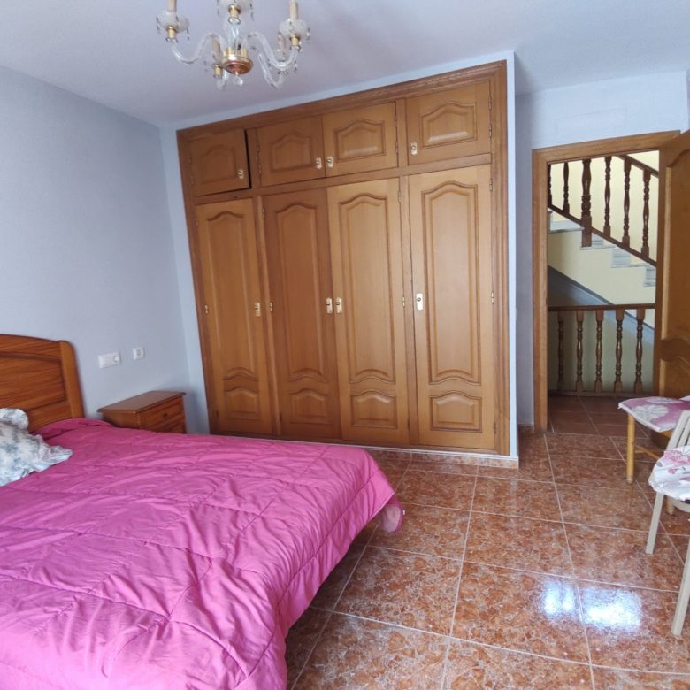 M2123 Huge townhouse in Turre