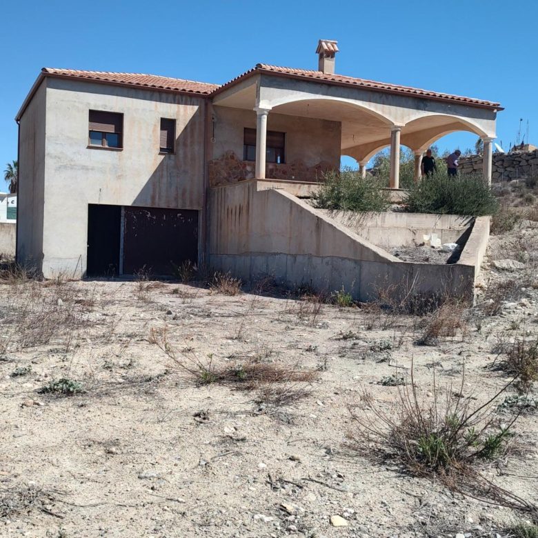 M2147 Turre Impressive new build villa on a large plot
