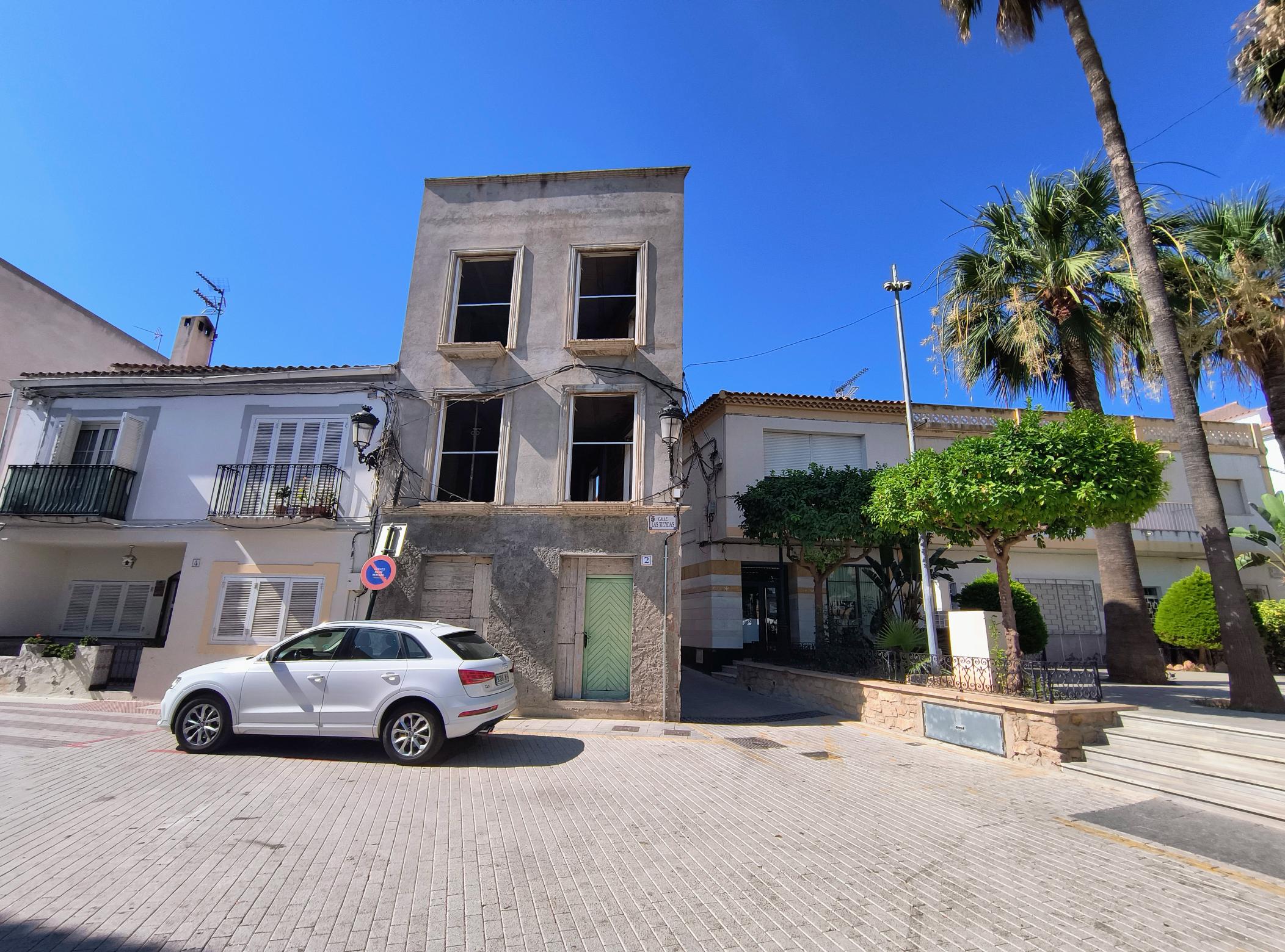 M2172 Townhouse for completion in Turre M2172 Turre New property overlooking the Plaza