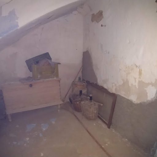 ML958 Alfaix Village house in need of complete renovation