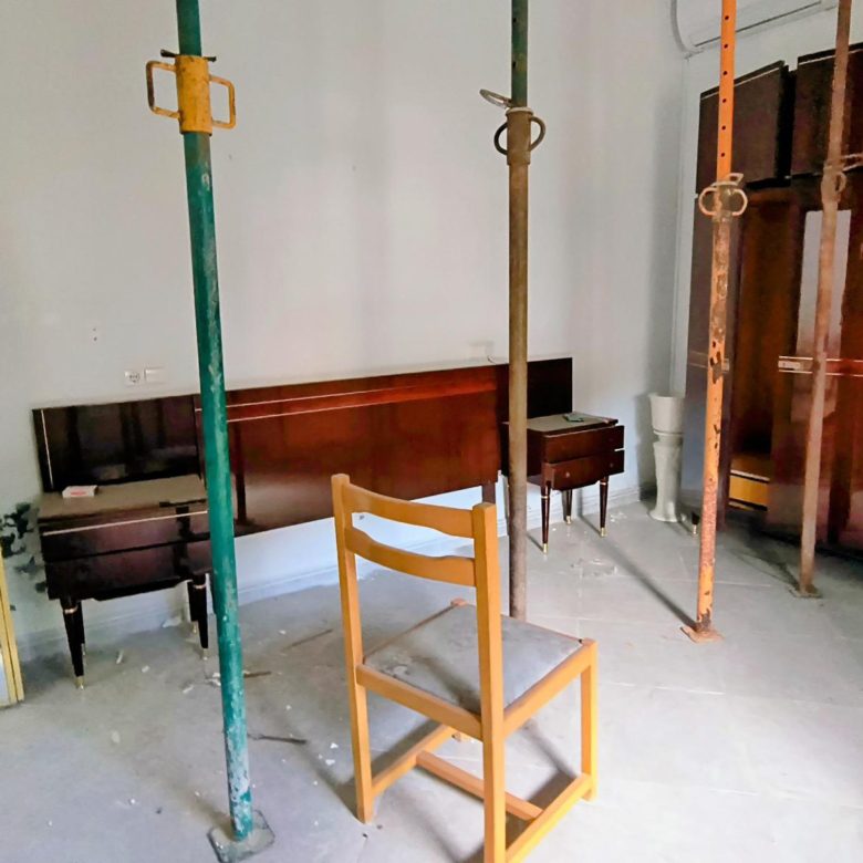 m2181-Detached village house for renovation in Turre.