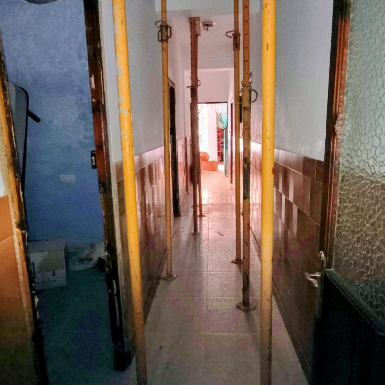 m2181-Detached village house for renovation in Turre.