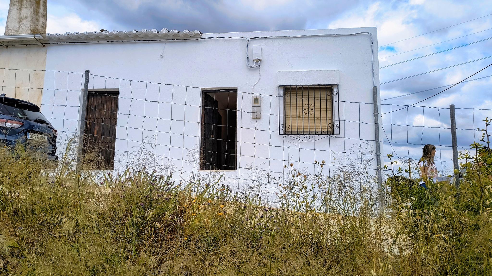 IMG_20250509_122130210_AE~3 M2182-Semi detached cortijo with land.