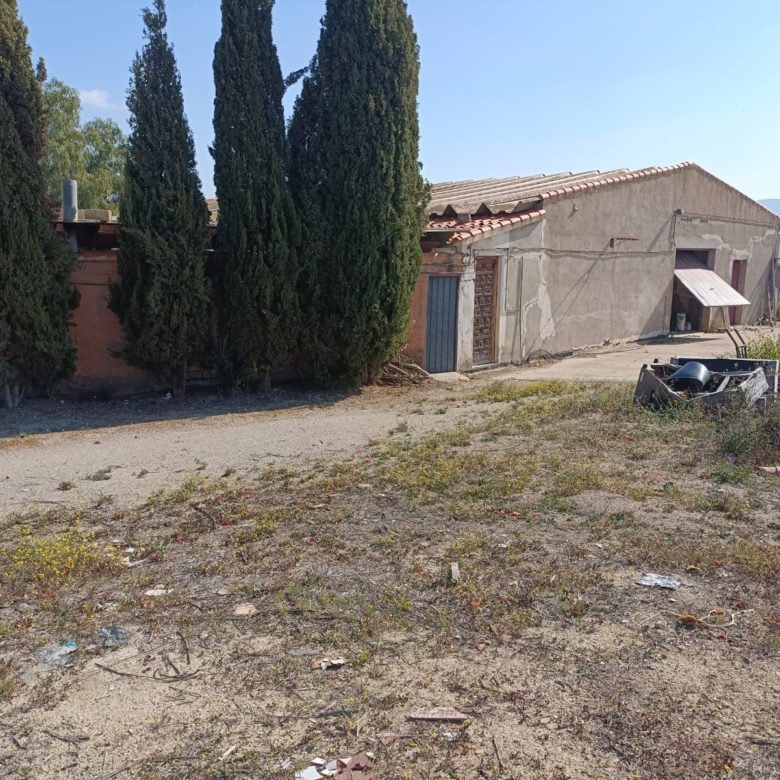 m2184-Cortijo on over 26,000m2.