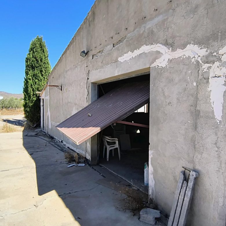 m2184-Cortijo on over 26,000m2.
