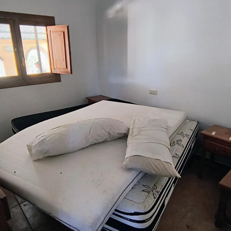 m2184-Cortijo on over 26,000m2.