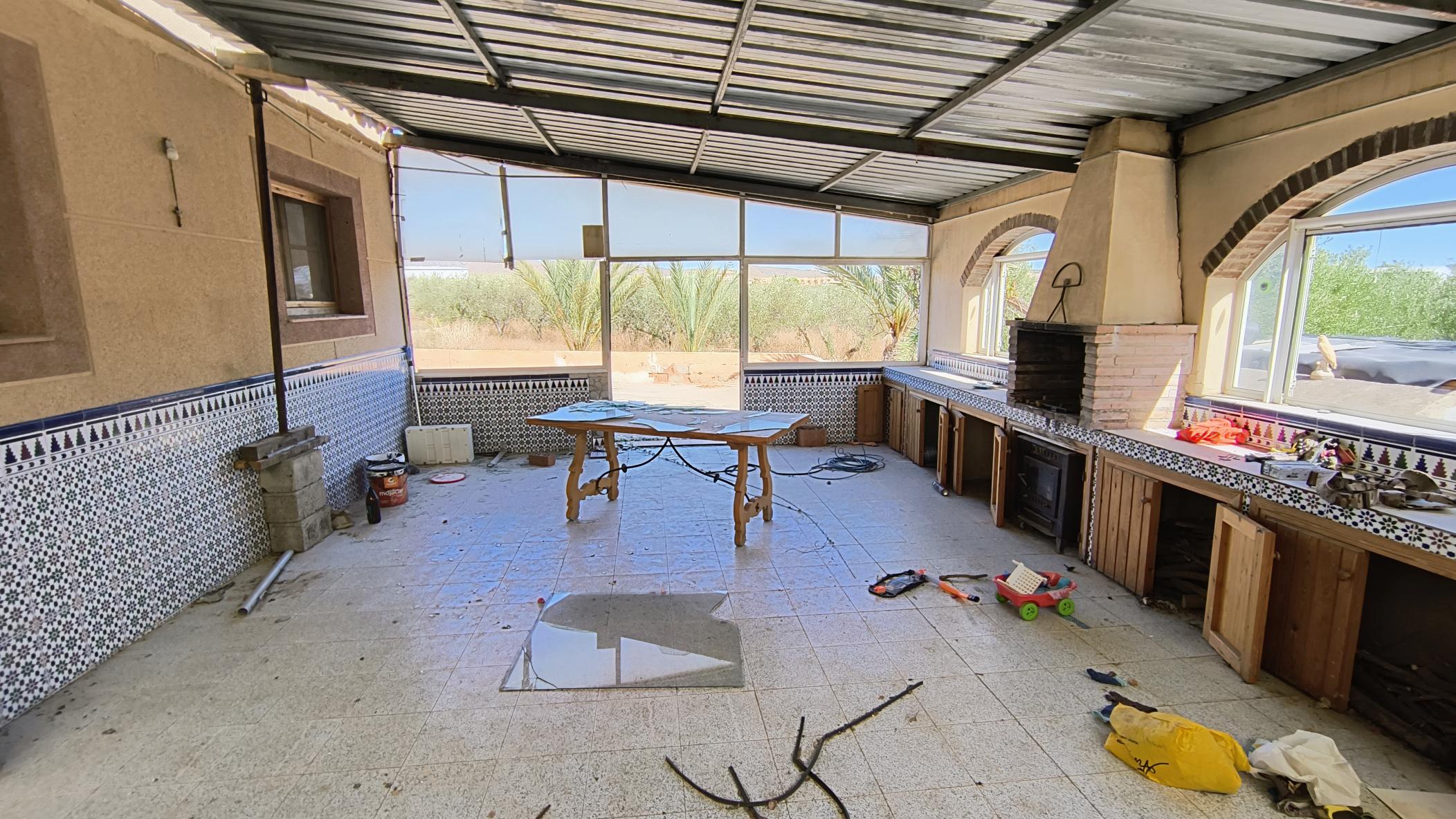 image (00E) m2184-Cortijo on over 26,000m2.
