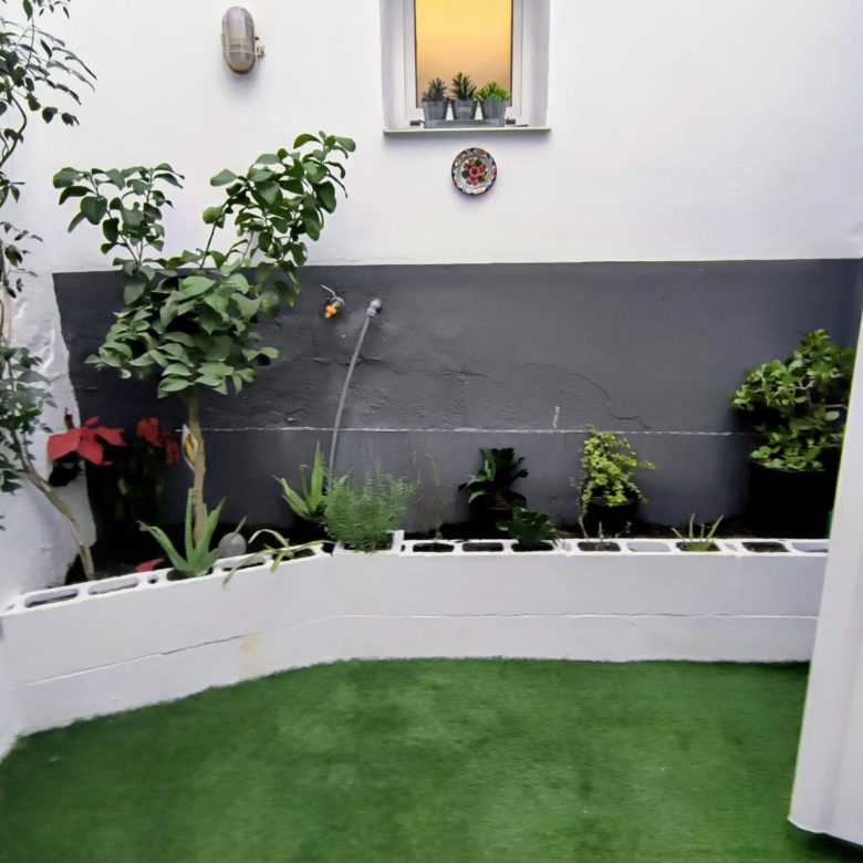m2191-Modern townhouse in Turre with multiple terraces..
