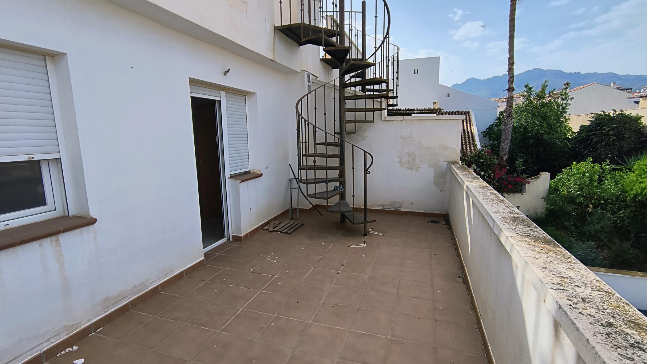 m2195-Large penthouse in Turre