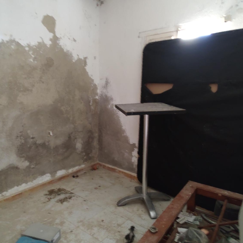 m2196-House needing reform in Turre.