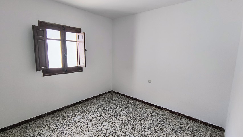 m2197a-Large apartment with huge roof terrace.