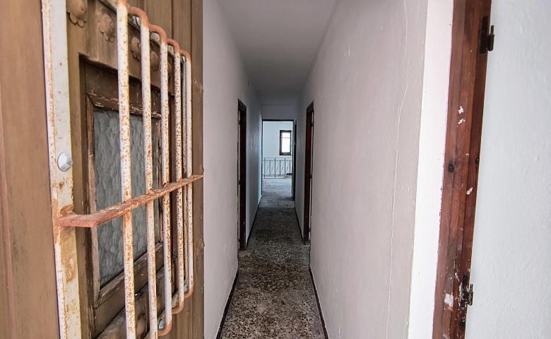 m2197a-Large apartment with huge roof terrace.