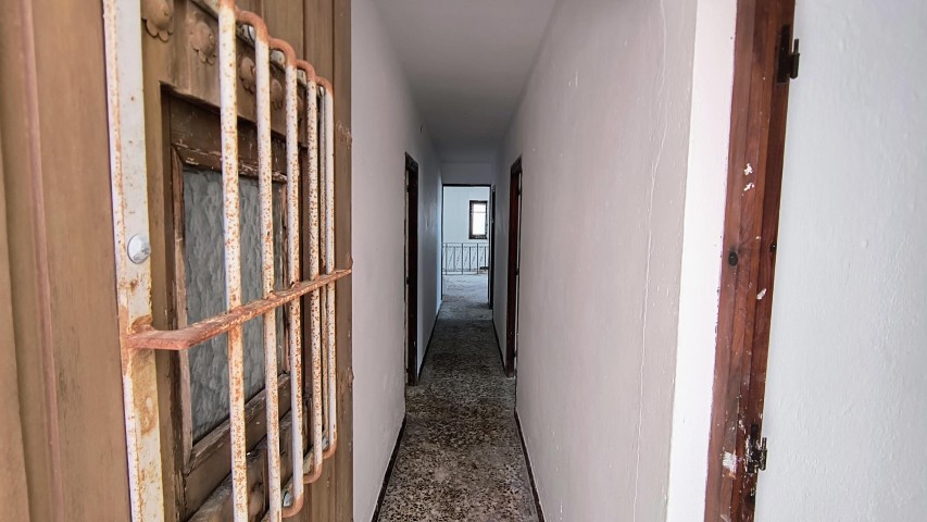 m2197a-Large apartment with huge roof terrace.