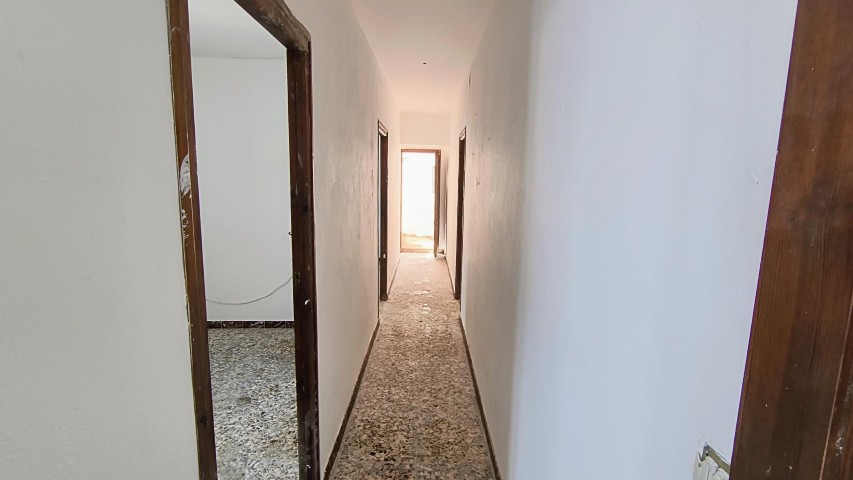 m2197a-Large apartment with huge roof terrace.