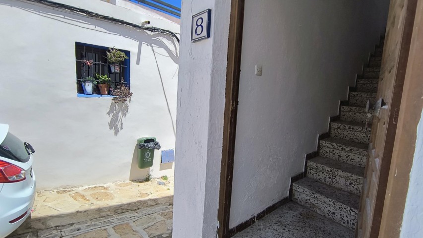 m2197a-Large apartment with huge roof terrace.