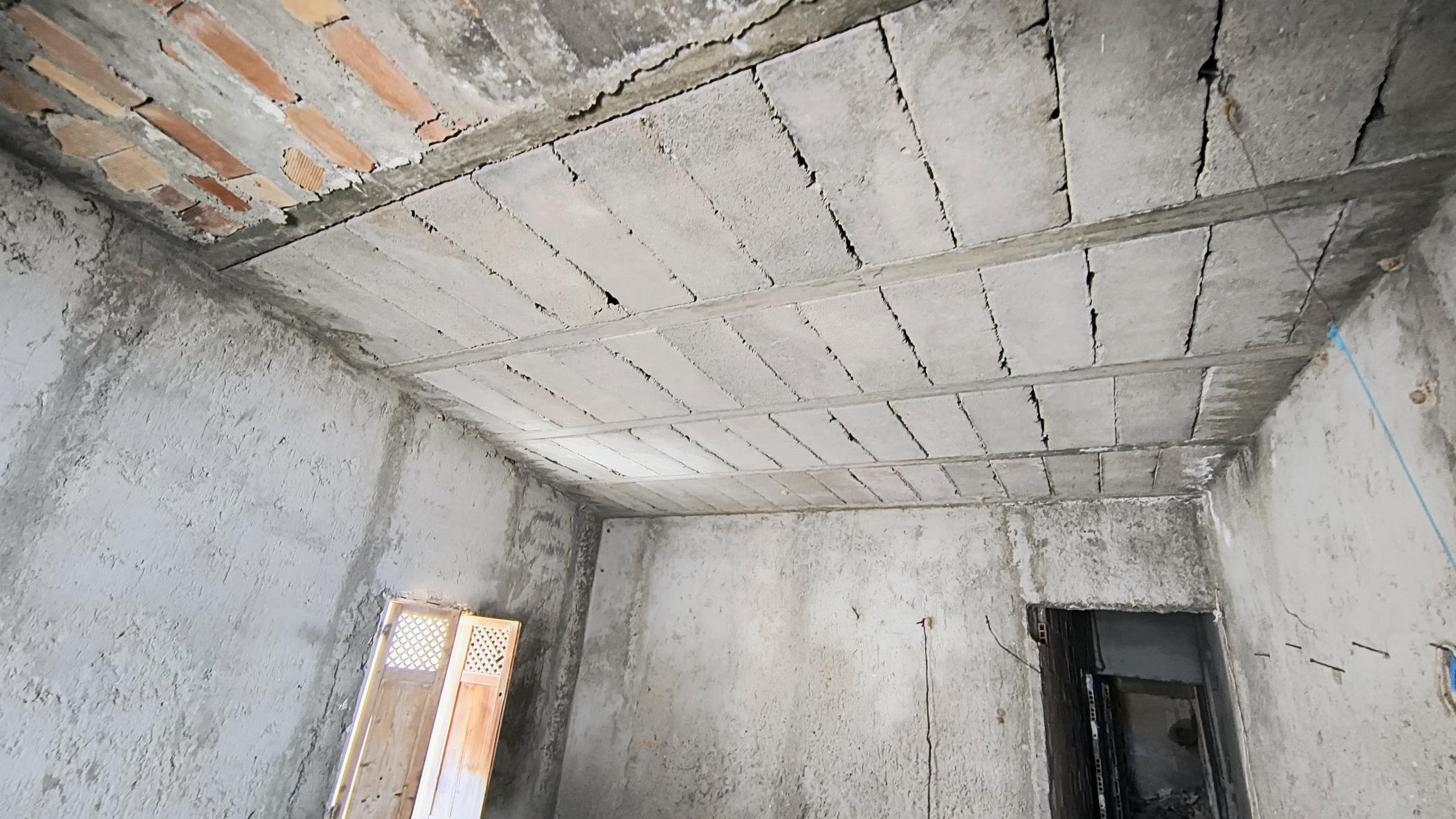 4 m2197b-Property needing complete reform in Mojacar Pueblo