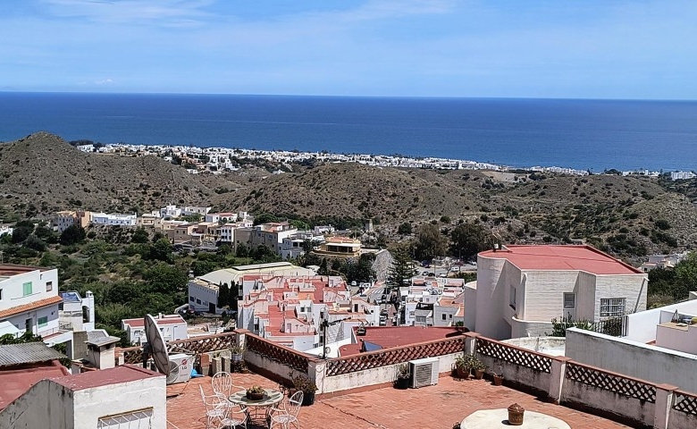 m2197a-Large apartment with huge roof terrace.