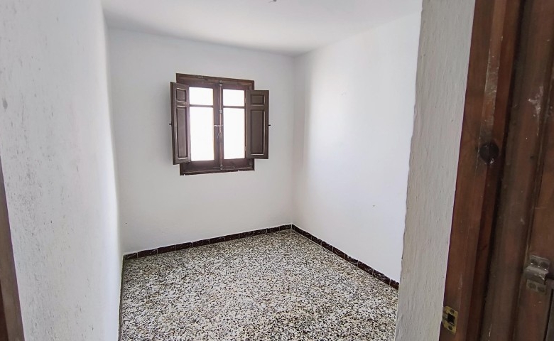 m2197a-Large apartment with huge roof terrace.