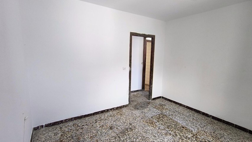 m2197a-Large apartment with huge roof terrace.