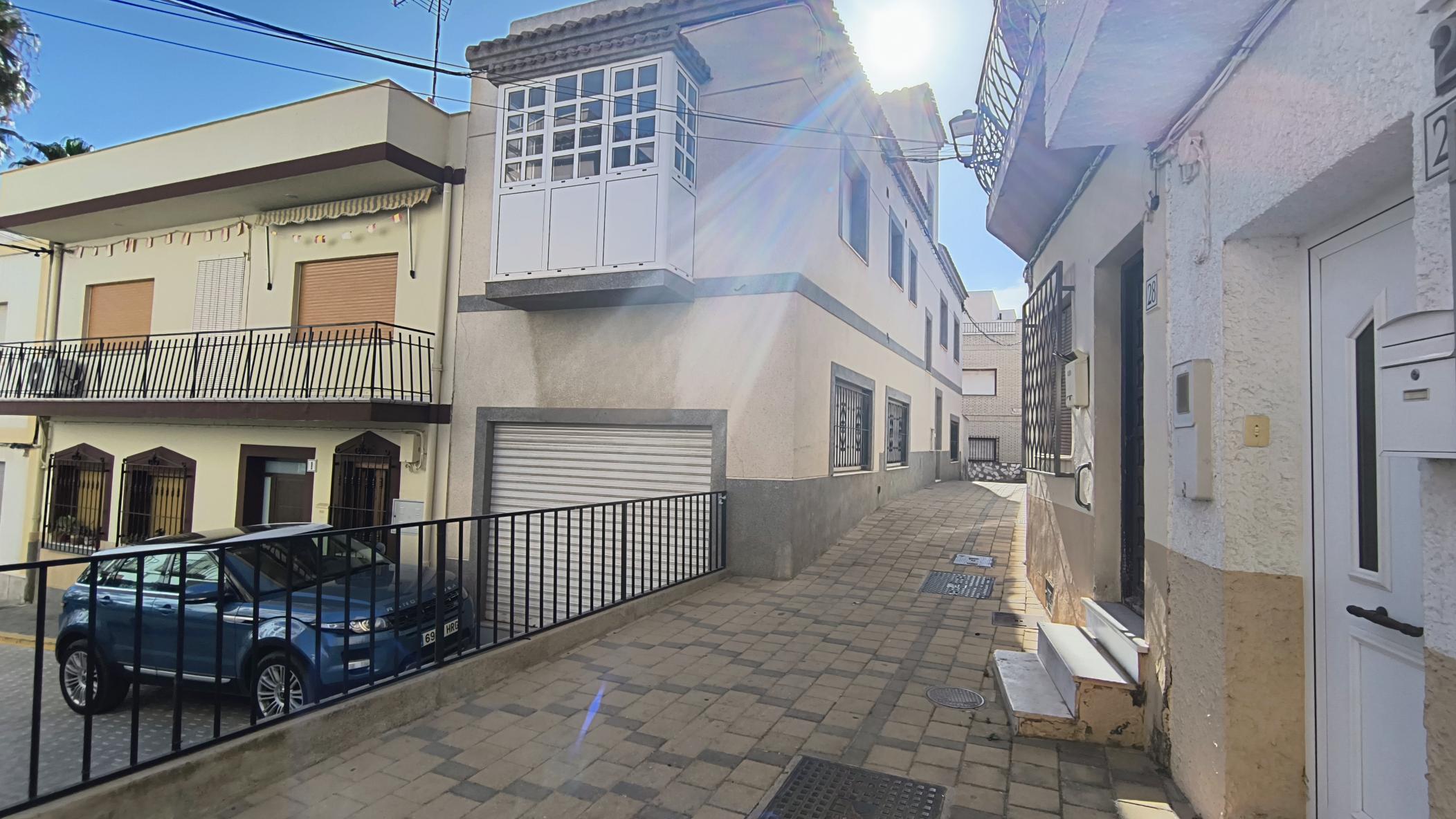 IMG_20260709_094722102_HDR_AE m2199-Townhouse is the centre of Turre with huge garage.
