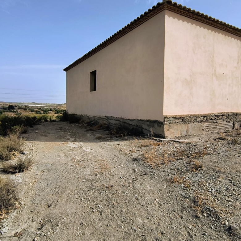 m2201-Villa to complete on the outskirts of Turre.