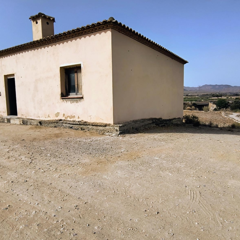 m2201-Villa to complete on the outskirts of Turre.