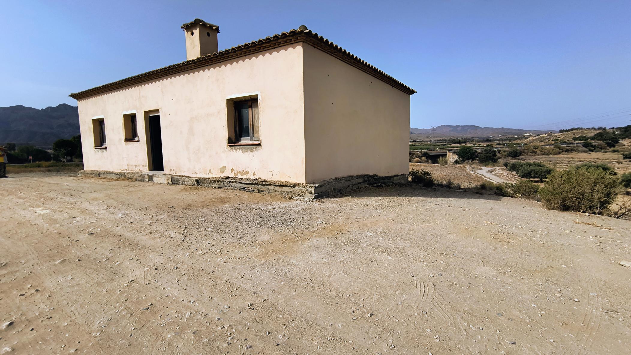 IMG_20260718_101016223_AE m2201-Villa to complete on the outskirts of Turre.