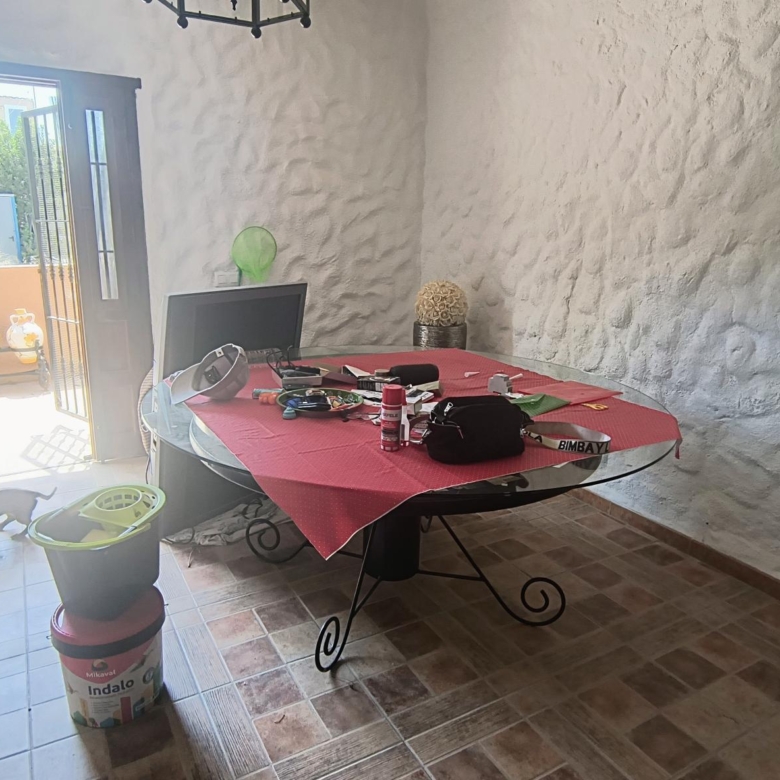 m2202-Large two bedroom villa on the outskirts of Turre.