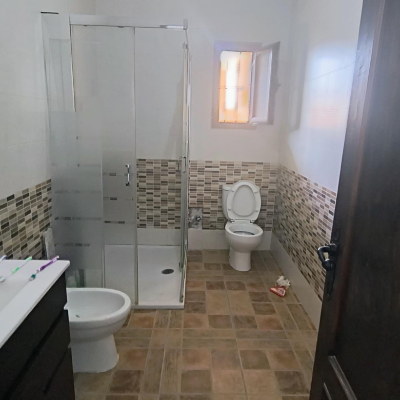 m2202-Large two bedroom villa on the outskirts of Turre.