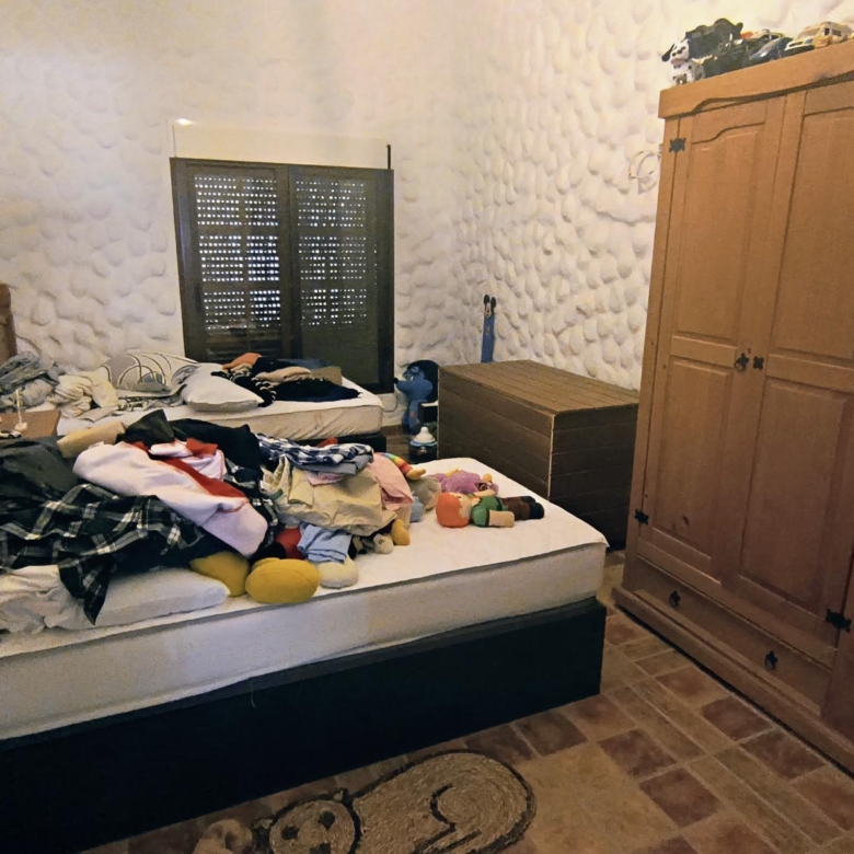 m2202-Large two bedroom villa on the outskirts of Turre.
