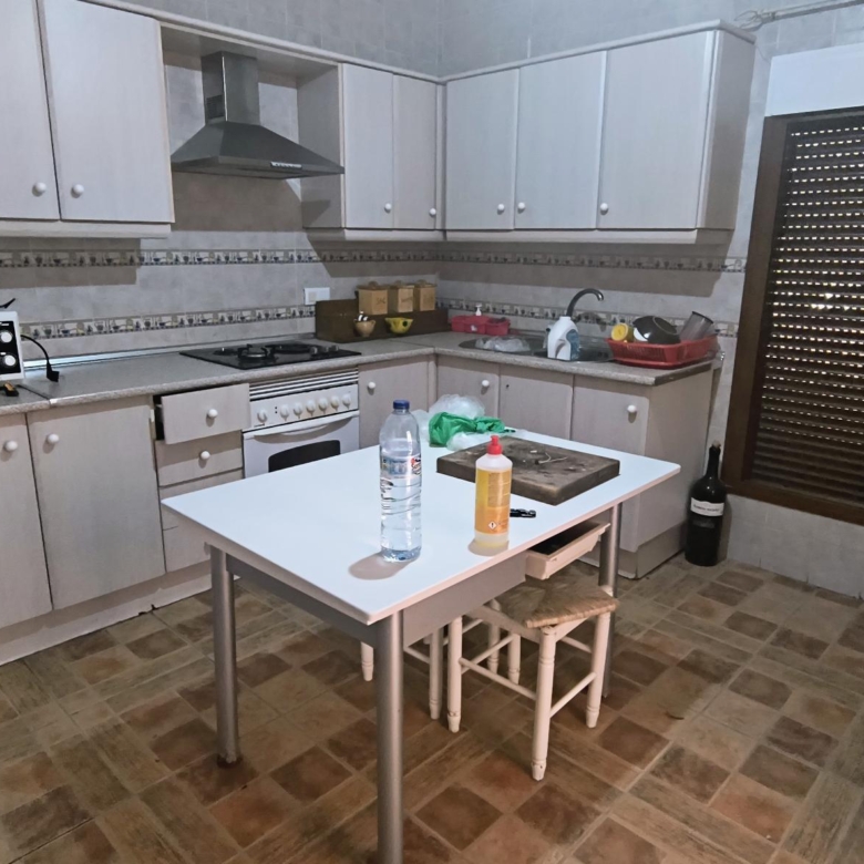 m2202-Large two bedroom villa on the outskirts of Turre.